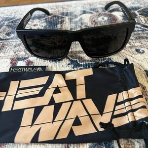 HEATWAVE Vise XL customs